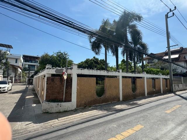 ให้เช่าที่ดิน93ตร.ว.ย่านอารีย์ อารีย์สัมพันธ์3 เหมาะกับทุกธุรกิจ ให้เช่าที่ดิน93ตร.ว.ย่านอารีย์ อารีย์สัมพันธ์3 เหมาะกับทุกธุรกิจ