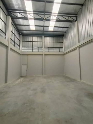 ให้เช่าโกดังออฟฟิศสร้างใหม่450ตร.มย่านบางใหญ่นนทบุรีซอยกัตนาบางม่ ให้เช่าโกดังออฟฟิศสร้างใหม่450ตร.มย่านบางใหญ่นนทบุรีซอยกัตนาบางม่