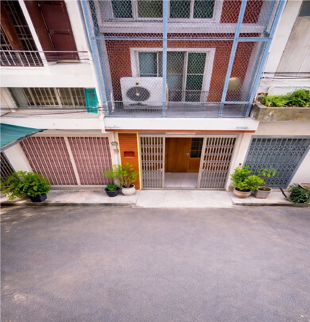 แพลทินัม แฟชั่นมอลล์1.6 กม.ประตูน้ำ อาคารพาณิชย์ 3 ชั้น 3แอร์ 3นอ แพลทินัม แฟชั่นมอลล์1.6 กม.ประตูน้ำ อาคารพาณิชย์ 3 ชั้น 3แอร์ 3นอ