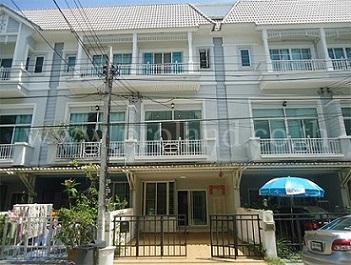  ǹ ԭ 3 -9  For sale Townhouse Rama9 /Home office Near Airport Link Huamak /The Stock exchange of Thailand /Super Tower.