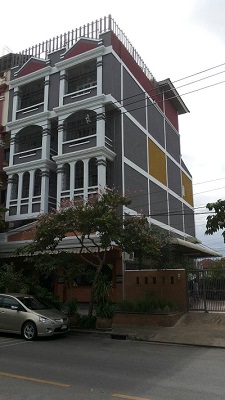    Ϳ 5  ͧ շʵҴ Ŵش ҤҶ١ For sale Home office. 5 storey near BTS Taladphu and Express way. Very good location