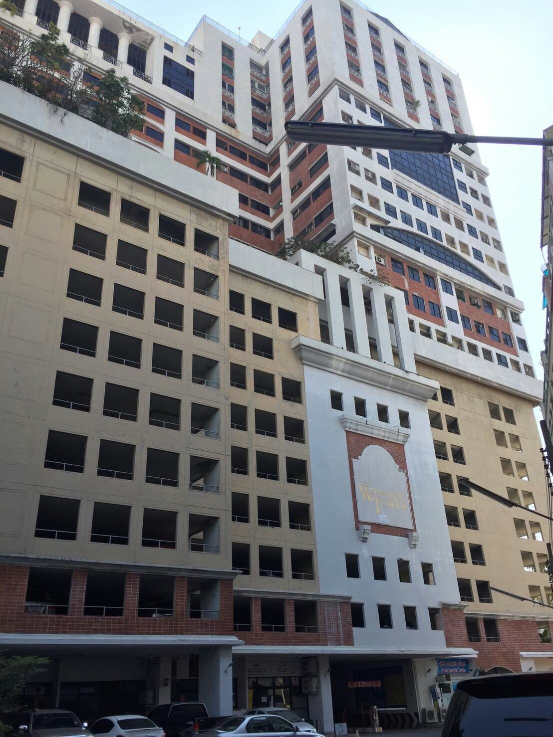 ��´�ǹ�͹� The Winning Tower �. �آ���Է 71 ��� BTS���⢹� AirportLink������˧ �Ҥ� 2, 690, 000 ��ҹ ����ӹ�¤����дǡ�ú��ѹ