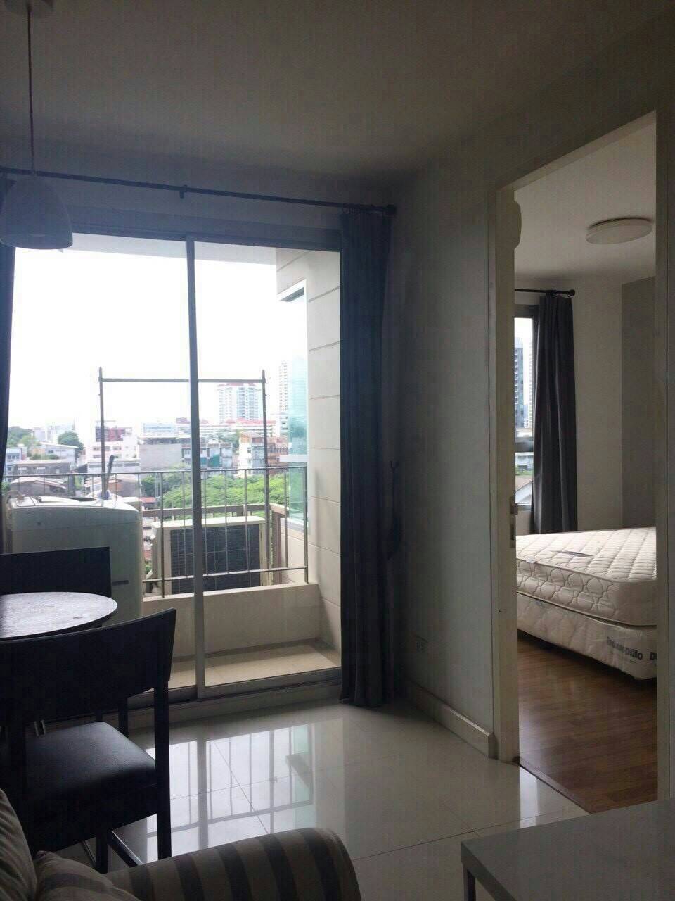 ��´�ǹ The Clover Thonglor ��·ͧ���� 18 35 ��.�. 4 ��ҹ ������� ����ú