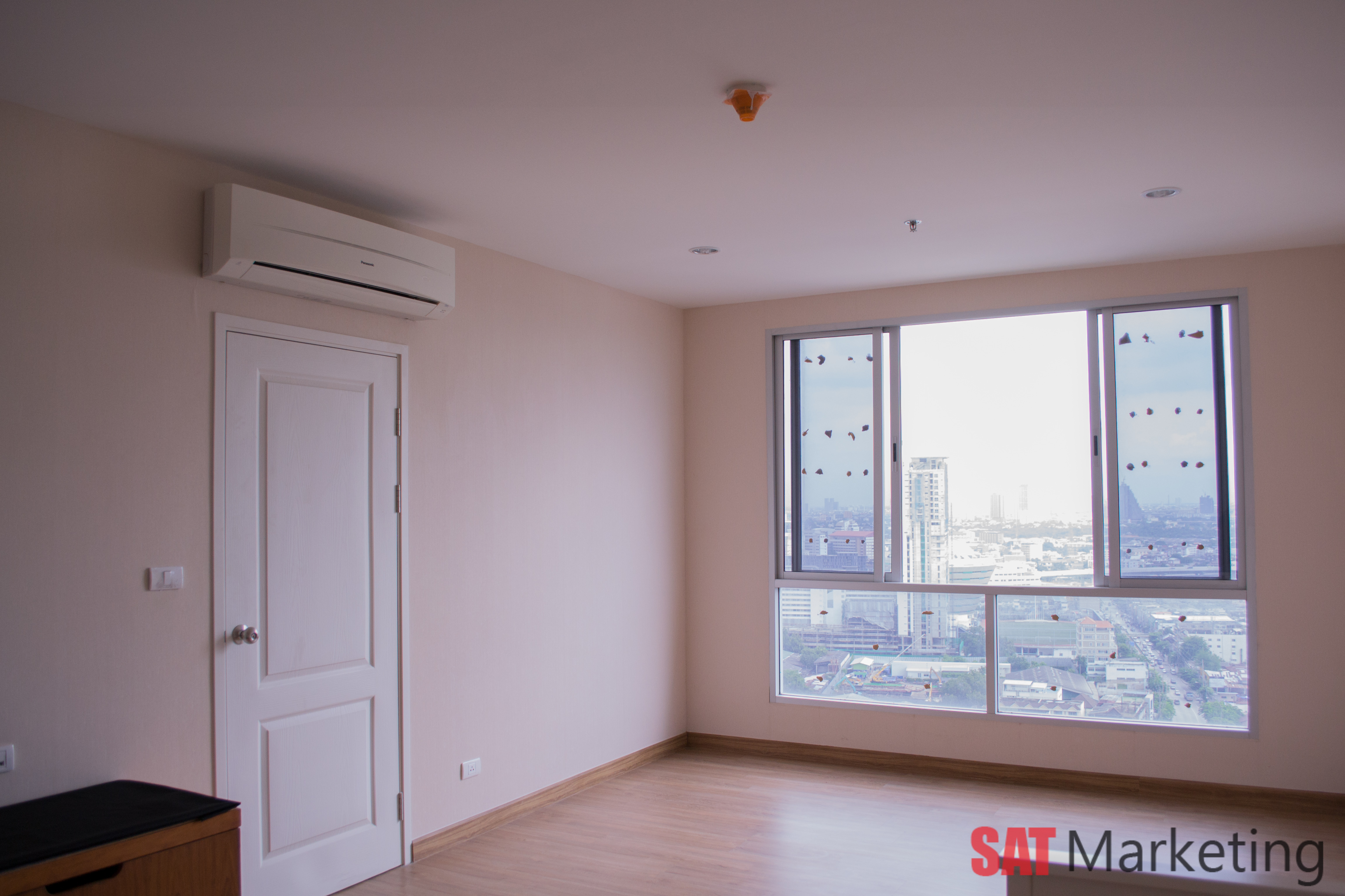 ���..The Tree �ҧ� �൪����� MRT�ҧ� �͹� High Rise 