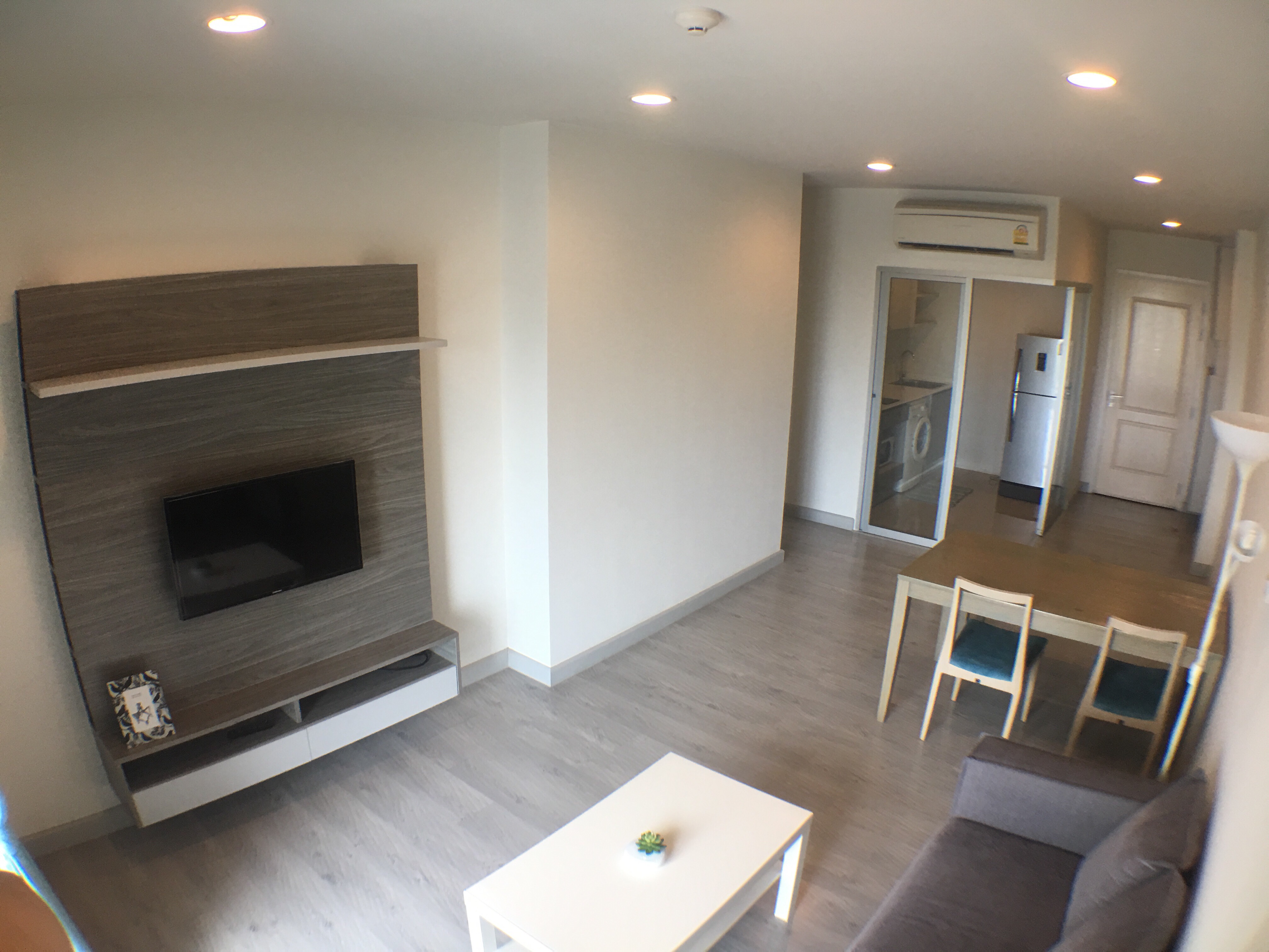 ��¤͹� ������� ����Թ��� ��Ҵ 71 ��.� ������������