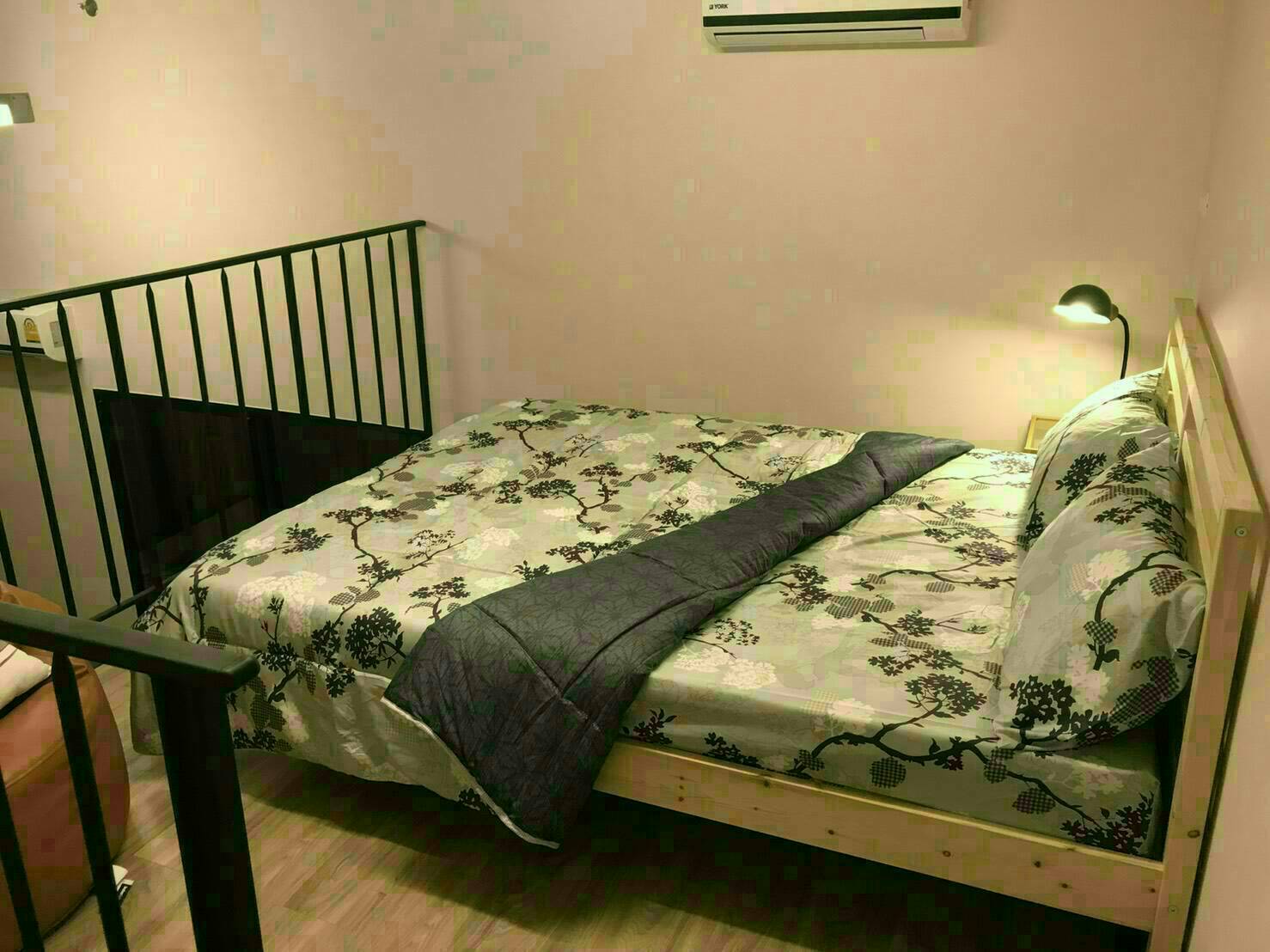 ให้เช่าบลอสซั่มคอนโด แอท แฟชั่น ( Blossom Condo @ Fashion ) เฟอร์ครบ พร้อมอยู่ ให้เช่าบลอสซั่มคอนโด แอท แฟชั่น ( Blossom Condo @ Fashion ) เฟอร์ครบ พร้อมอยู่