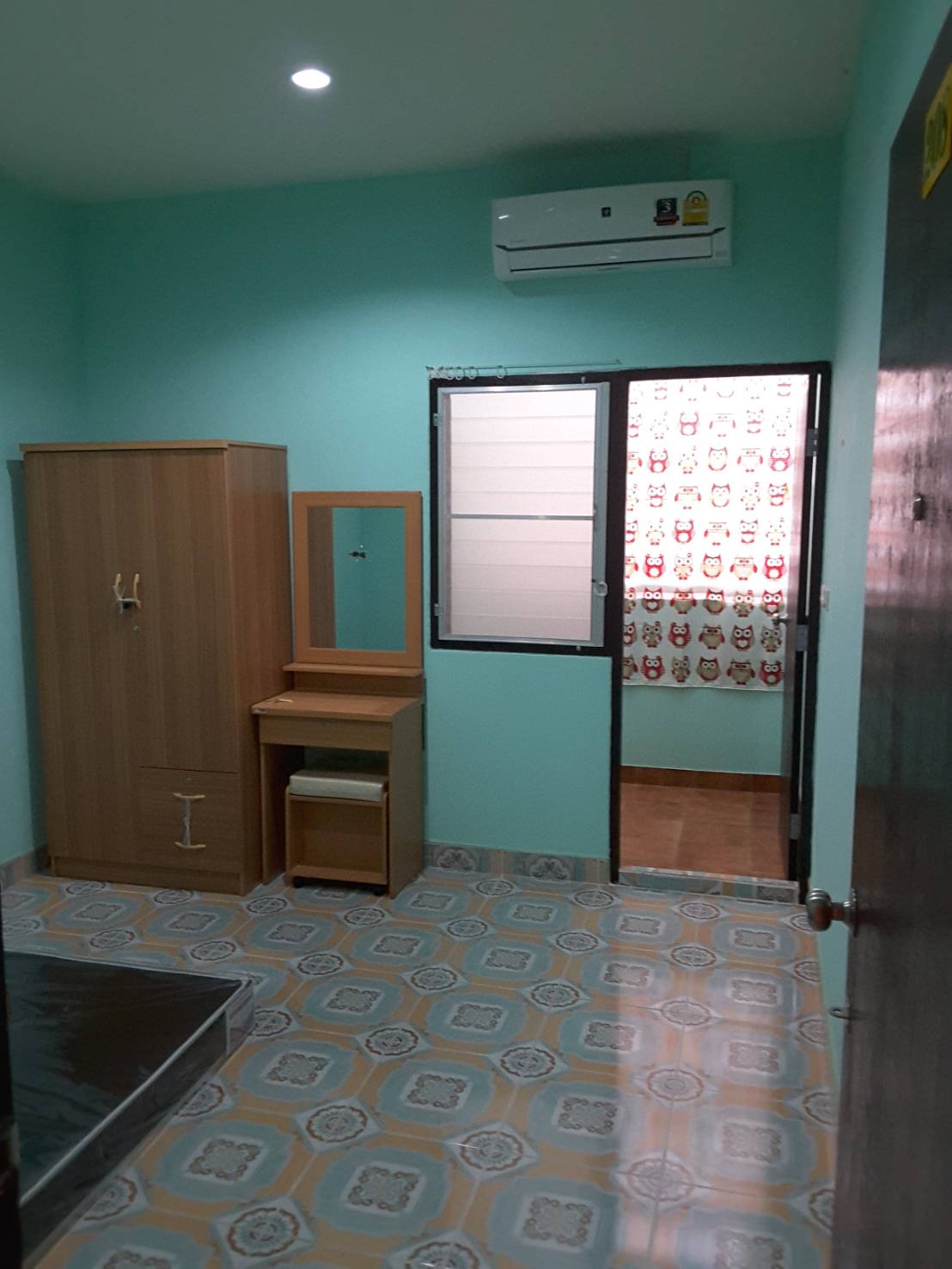 �;ѡ ;�������� �������Ҥ�2,400�ҷ�����͹ ��ѧ ��ꡪ� ྪ����  ྪ���� 67 �¡ 9  