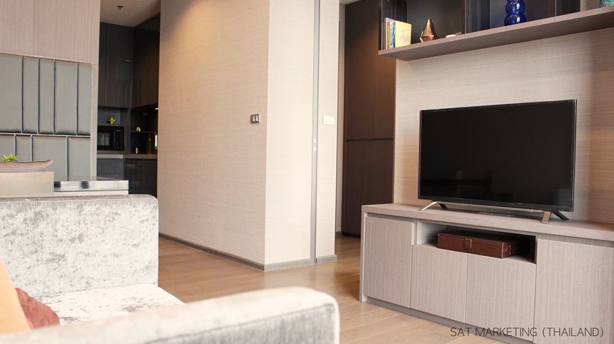 �͹���� ��§��������... �ҡʶҹ� BTS ����ѡ���  The Diplomat Sathorn