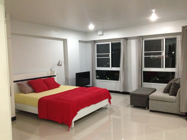 ��¤͹� ��ºҧ�ع����16 ���BTS ����չ���Թ �������������� ������������