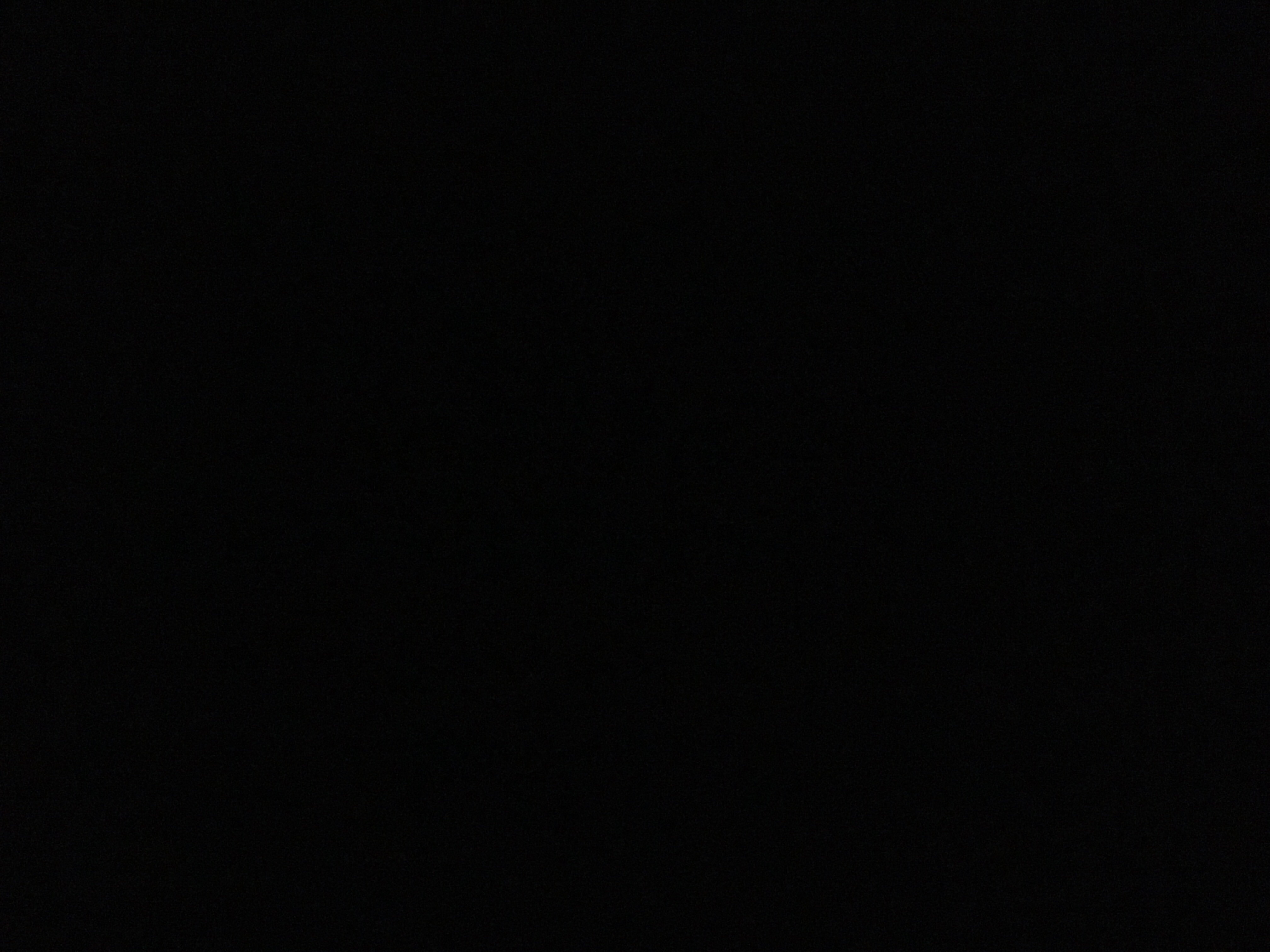 �����Ҥ͹� Den ����Ǵ� �֡ C ��� 4 ��������ͧ��俿�Ҿ��������