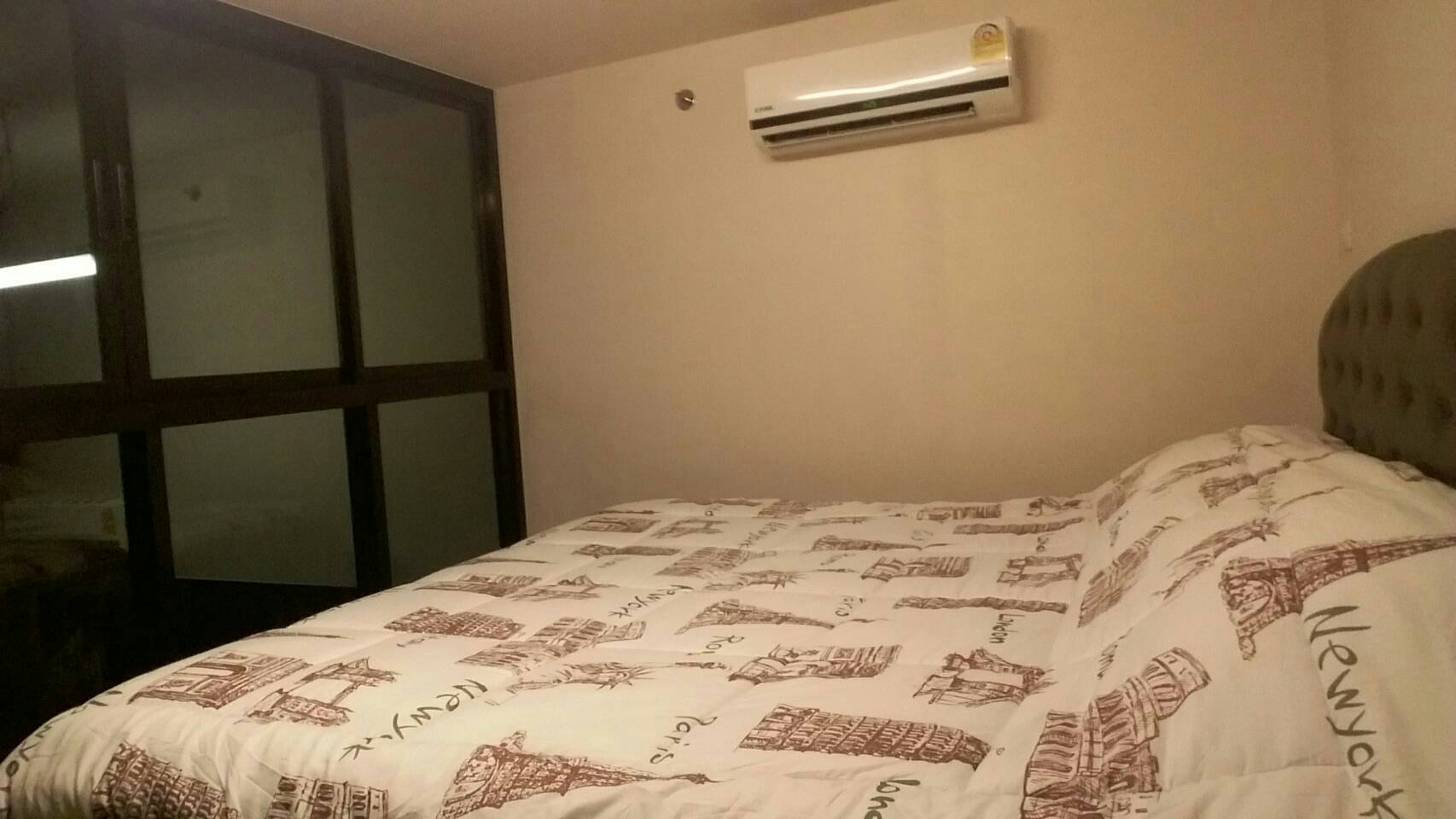 ให้เช่าบลอสซั่มคอนโด แอท แฟชั่น ( Blossom Condo @ Fashion ) เฟอร์ครบ พร้อมอยู่ ให้เช่าบลอสซั่มคอนโด แอท แฟชั่น ( Blossom Condo @ Fashion ) เฟอร์ครบ พร้อมอยู่