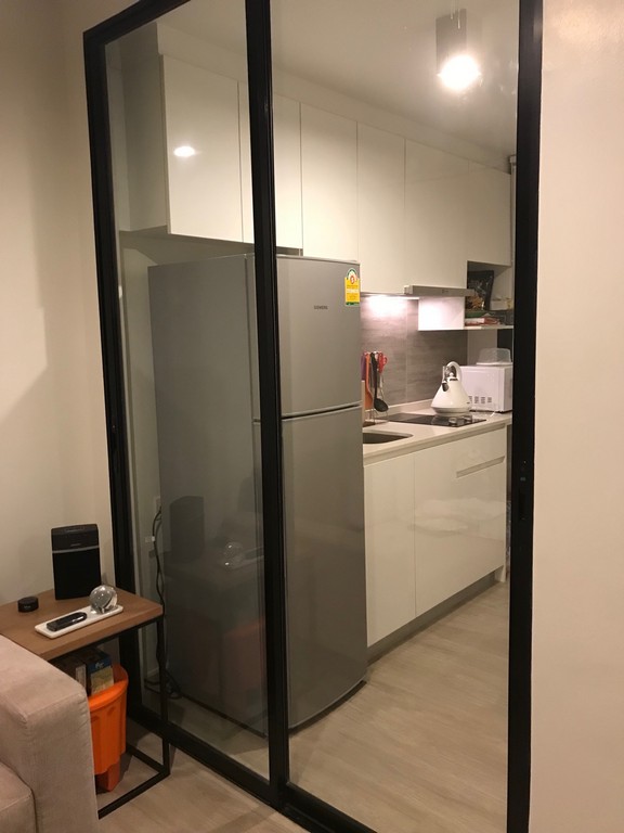 ��� �͹� ������� 02 ����Ĵ� 1 ��ͧ�͹ 42 ��� ��� 4 (Condo Maestro 02 Ruamrudee)