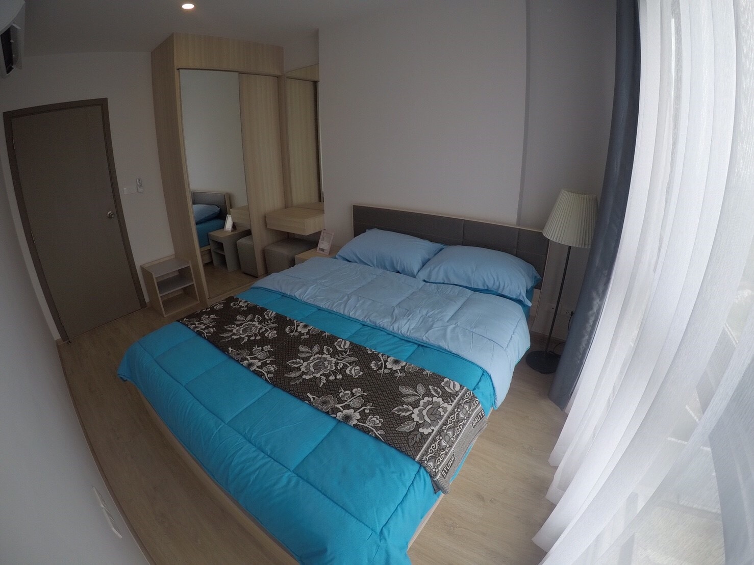 �͹������Ҿ�������� IDEO O2 ��� BTS�ҧ��