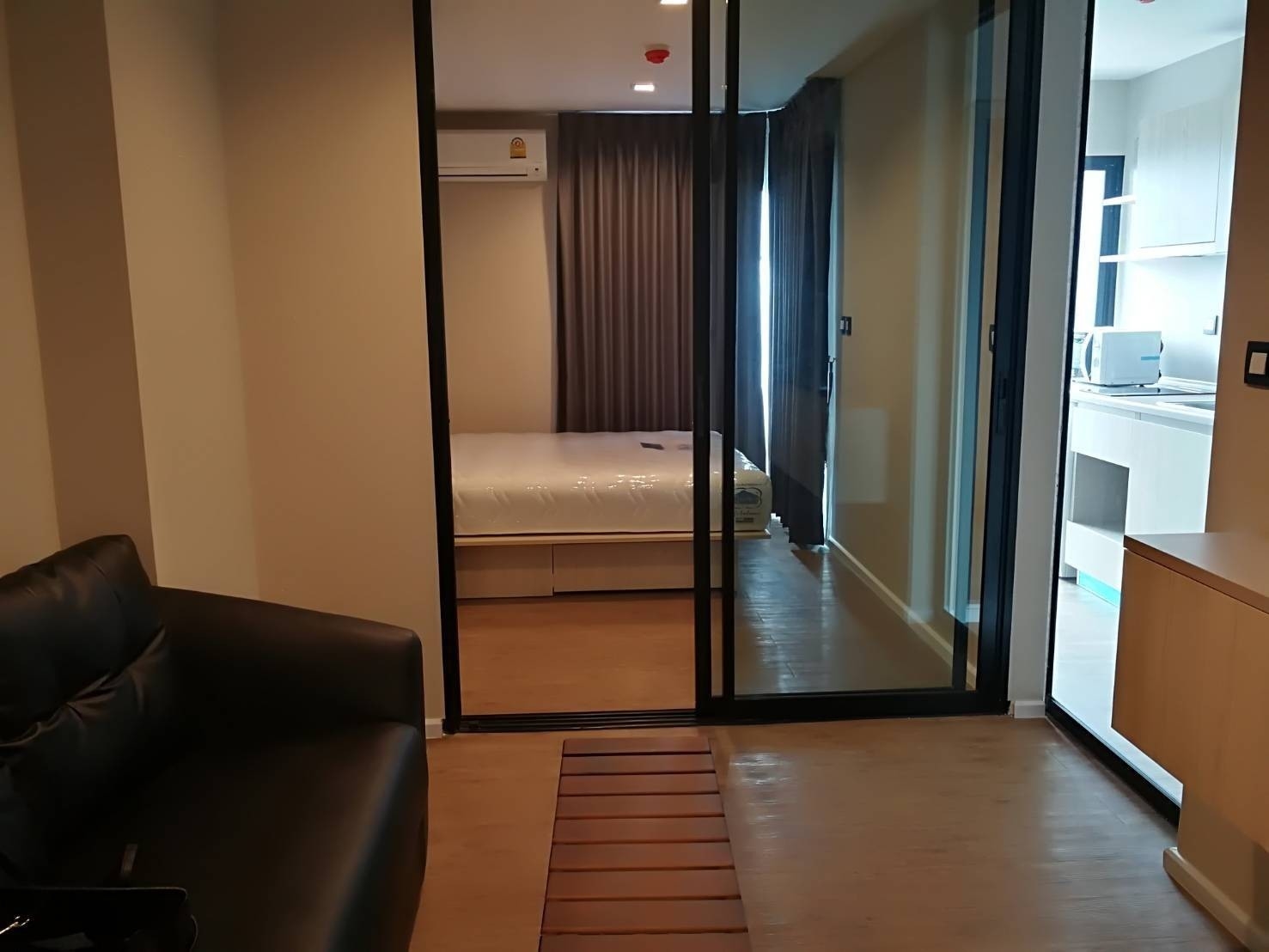 �����Ҥ͹�����!! Tropicana condo Erawan ������ͧ�ѡ��Ҿ����!!! ��ͧ�������ᴧ����!!!!!!