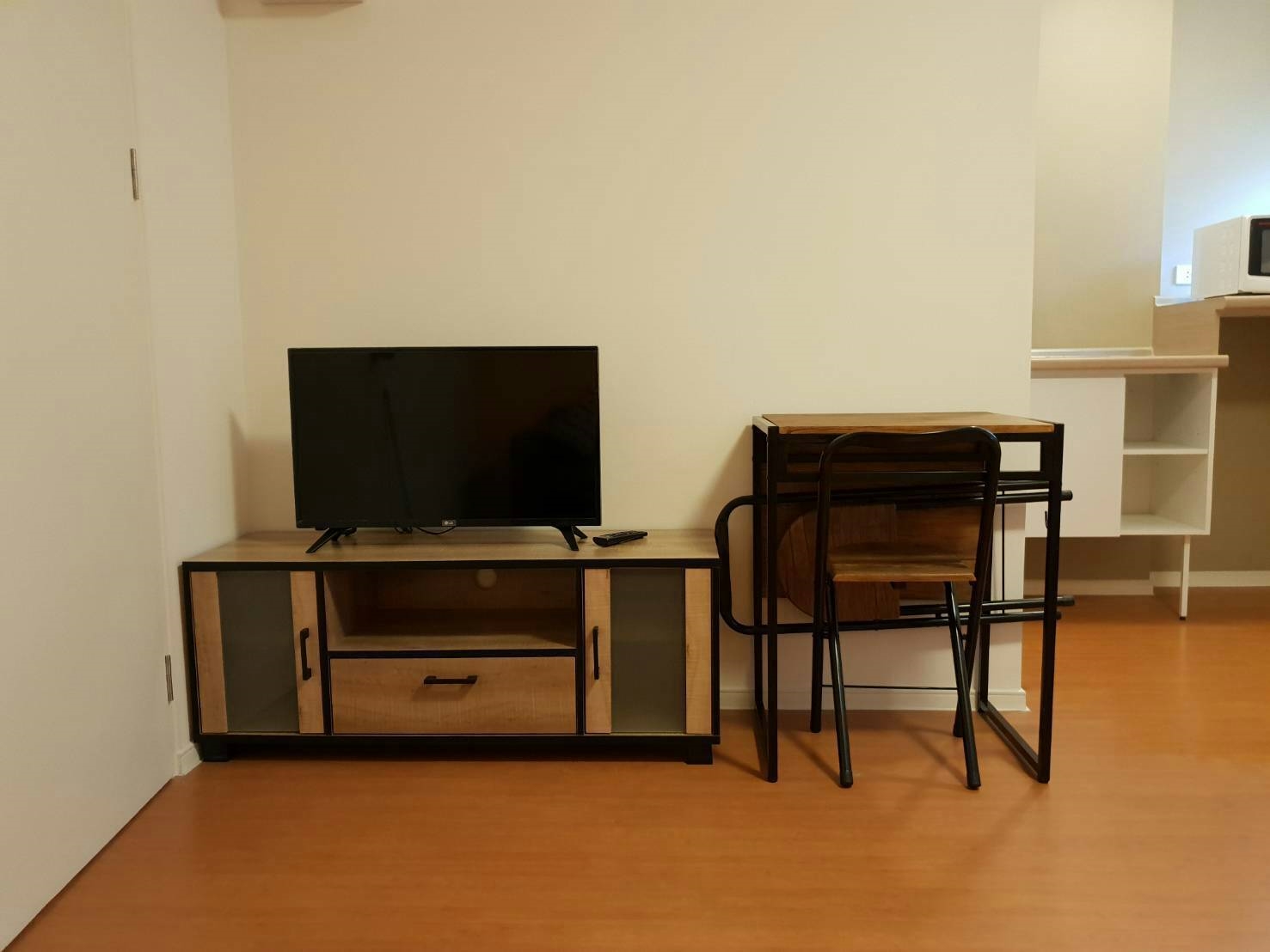 ��� ����������� �͹� Lumpini Mix Theparak Srinakarin ��Ҵ 22 ��.�. ��ͧ��� (FS811-038)