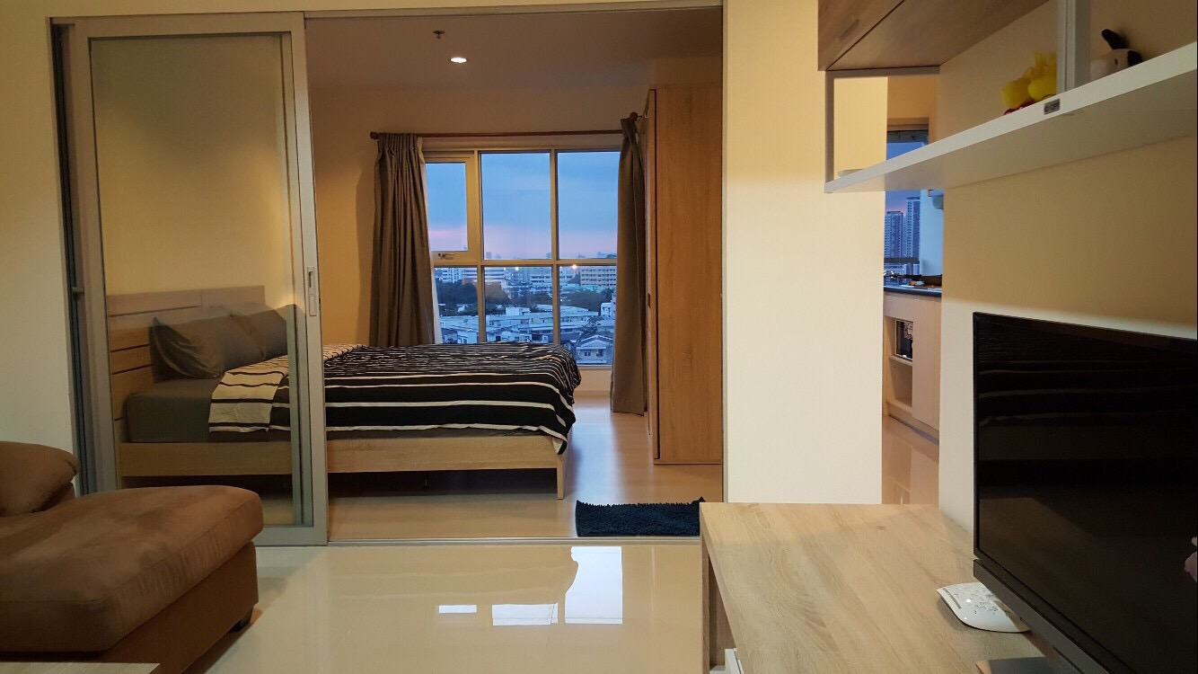 ��¤͹���� BTS ���⢹� �Ҥ����ᾧ Aspire �آ���Է 48 1 ��ͧ�͹ 38 ��.�.������� ����ͧ��俿�Ҥú ������ Block (S149)