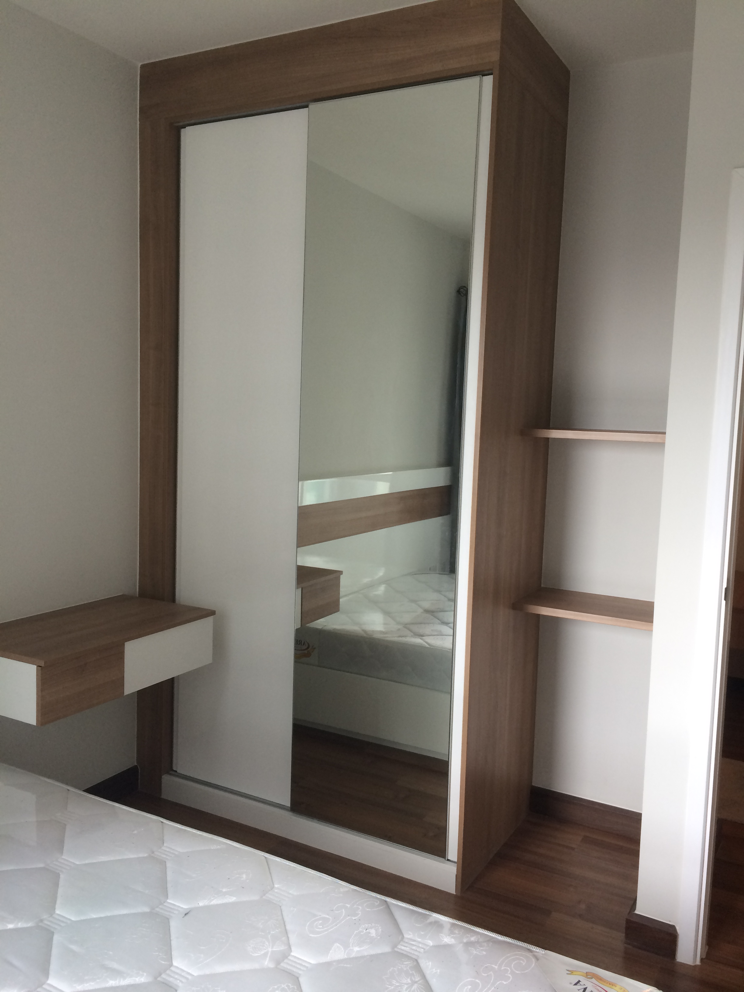 �͹������� �繷�Ԥʶҹյ��ҹ��� �֡ A ��� 20 ��Ҵ 35 ��.�. 9,500 �ҷ/��͹ ���ǡ����Ҿ�����������