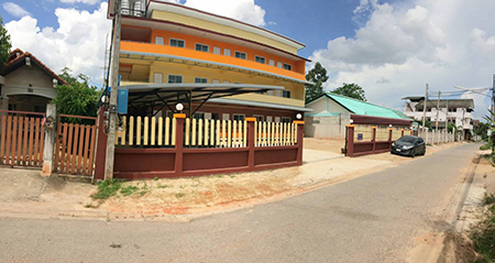 ขายอพาร์ทเมนท์ใจกลางเมือสุราษฎร์ธานี (หลัง ร.ร.มานิตา ฯ) ราคา 8.90 ลบ. ขายอพาร์ทเมนท์ใจกลางเมือสุราษฎร์ธานี (หลัง ร.ร.มานิตา ฯ) ราคา 8.90 ลบ.