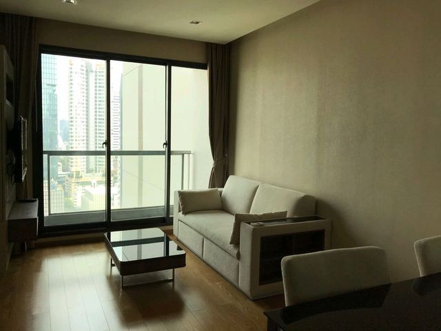 ขายคอนโด ดิแอดเดรส สาทร 1 นอน 1 น้ำ ชั้น 22 ใกล้ BTS สุรศักดิ์ ขายคอนโด ดิแอดเดรส สาทร 1 นอน 1 น้ำ ชั้น 22 ใกล้ BTS สุรศักดิ์