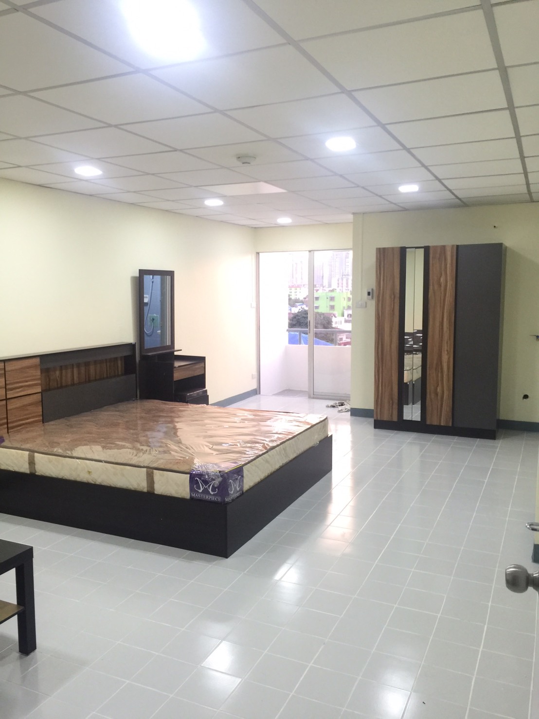 ��¾���������� �͹����ö俿��  �ؾѵ�� �͹��� ( �Ҥ�� D & J) �.�ش��آ 30 ��� BTS �ش��آ���������������ú�ش ���������