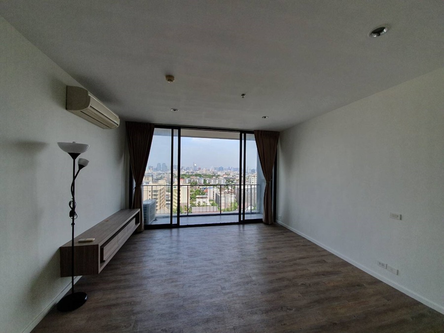 ��¤͹� ������� �Ҵ����� The Issara Ladprao ��� 12A 34 ��.� ������ ���������