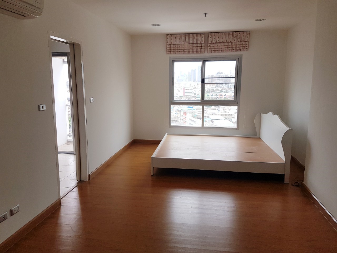 ��¶١ �͹�����Ԫ ������ 3-�Ҹػ�д�ɰ� (Le Rich) 32 ��.�.