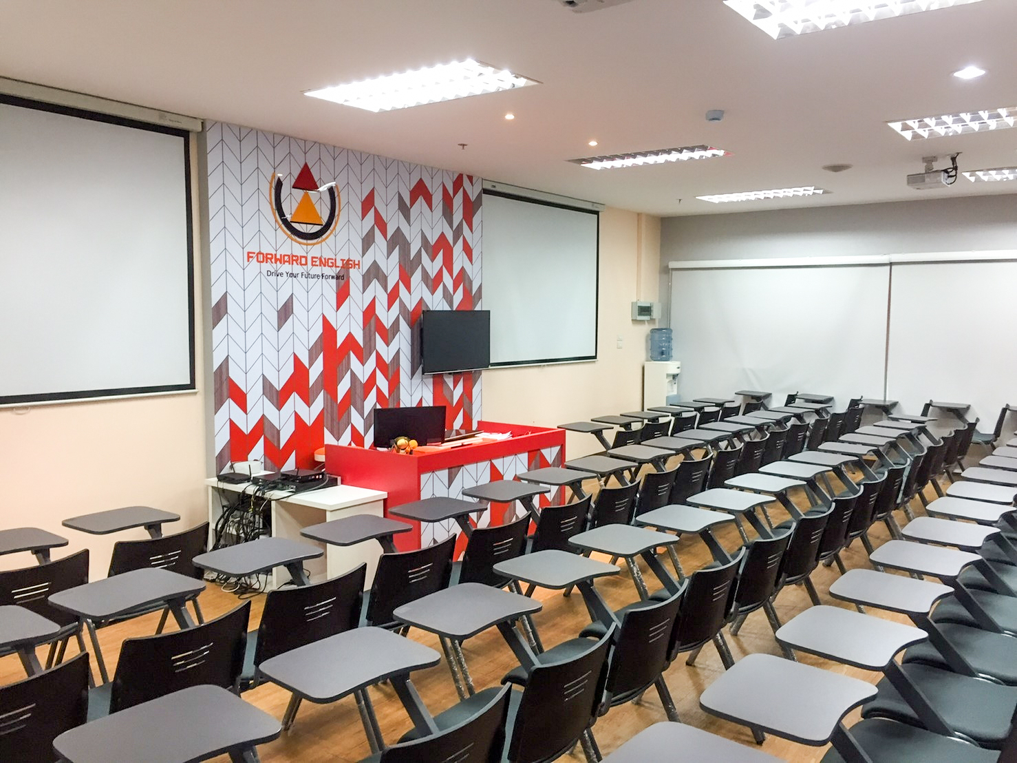 ��ԡ����������ͧ����Ѻ�͹����� �������㨡�ҧ���ͧ �Թ�ҧ�дǡ �ԴBTS �Ҫ��� �ҧ�͡3 