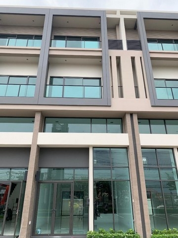 ������ ����Ϳ��� 3.5 ���  �ç��� �������� ྪ���� 81-2 ������ҹྪ���� ���������ҧ���ྪ���� ��§ 1.5 �������� �ç��õԴ����˭� ���������Ѻ�����ӹѡ�ҹ 