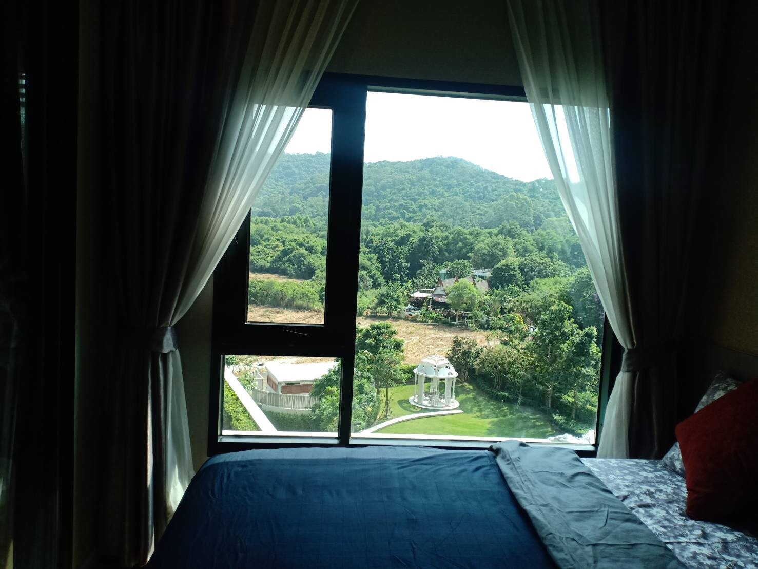 �͹��ش Premium ������ Knightsbridge the ocean Sriracha 15,000 A060