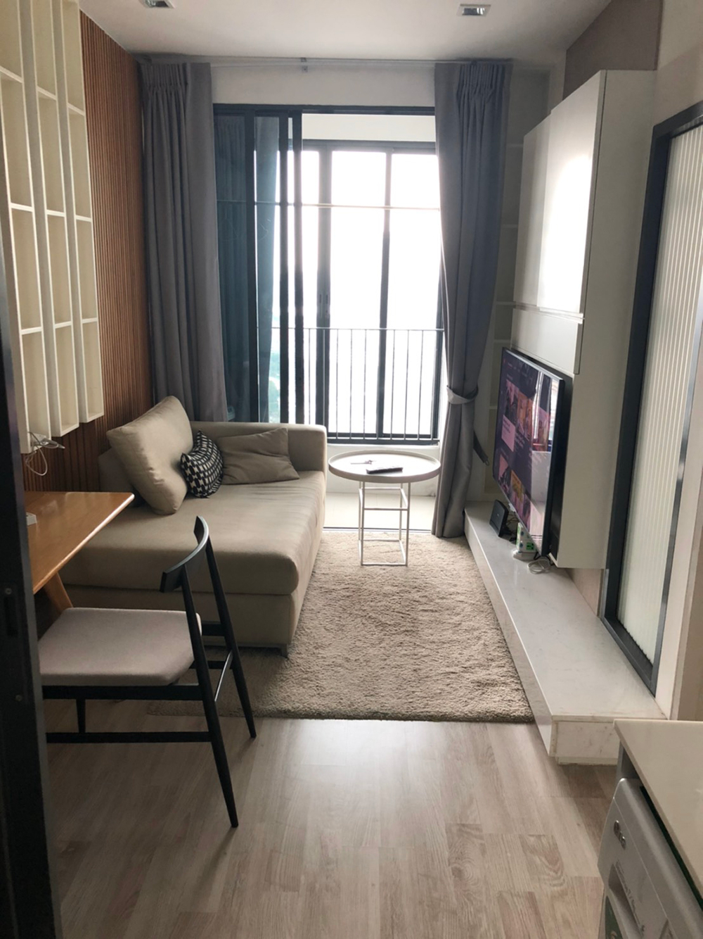 ��� �ʹ��� ���� �ҷ�, 1��ͧ�͹ �觤ú ��Ƿ��Թ ����٧ ���Ŵ��ش �Դö俿�ҡ�ا������ ö俿������շͧ