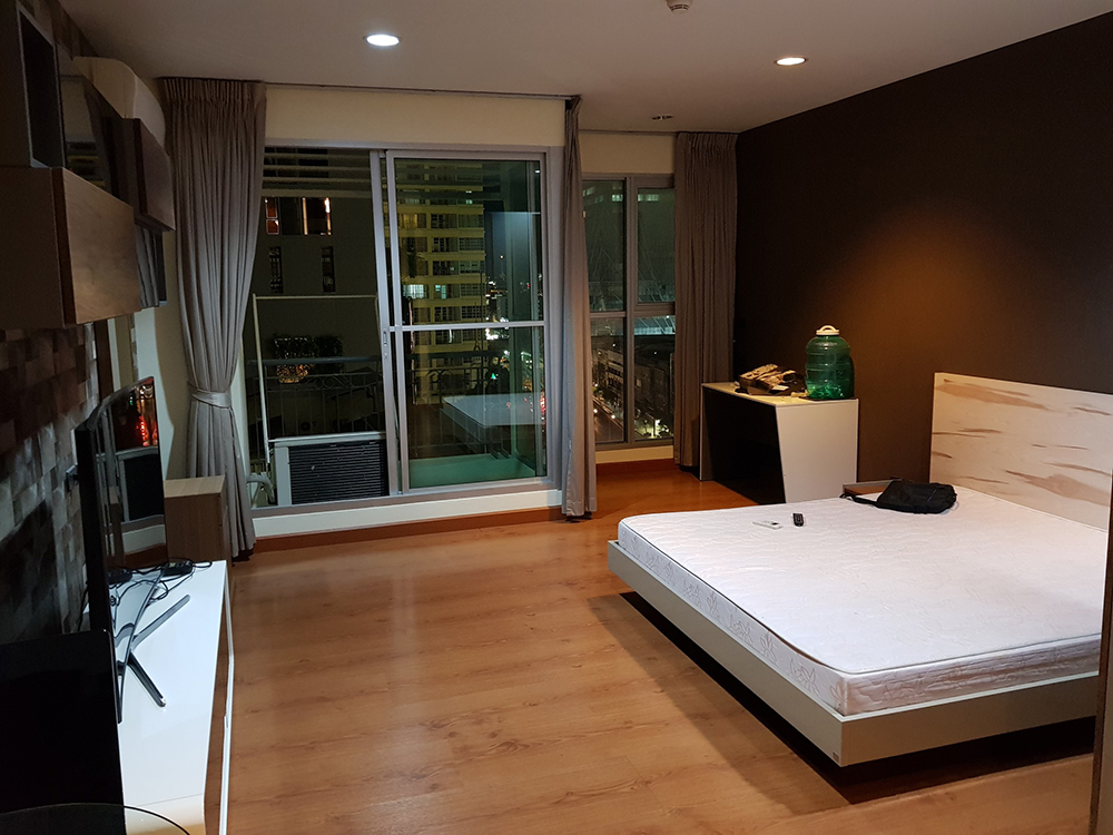 �� �ʹ��� ���� (BTS �Ҫ���) 40 ���. 17,000�ҷ�����͹ �� 0876728338