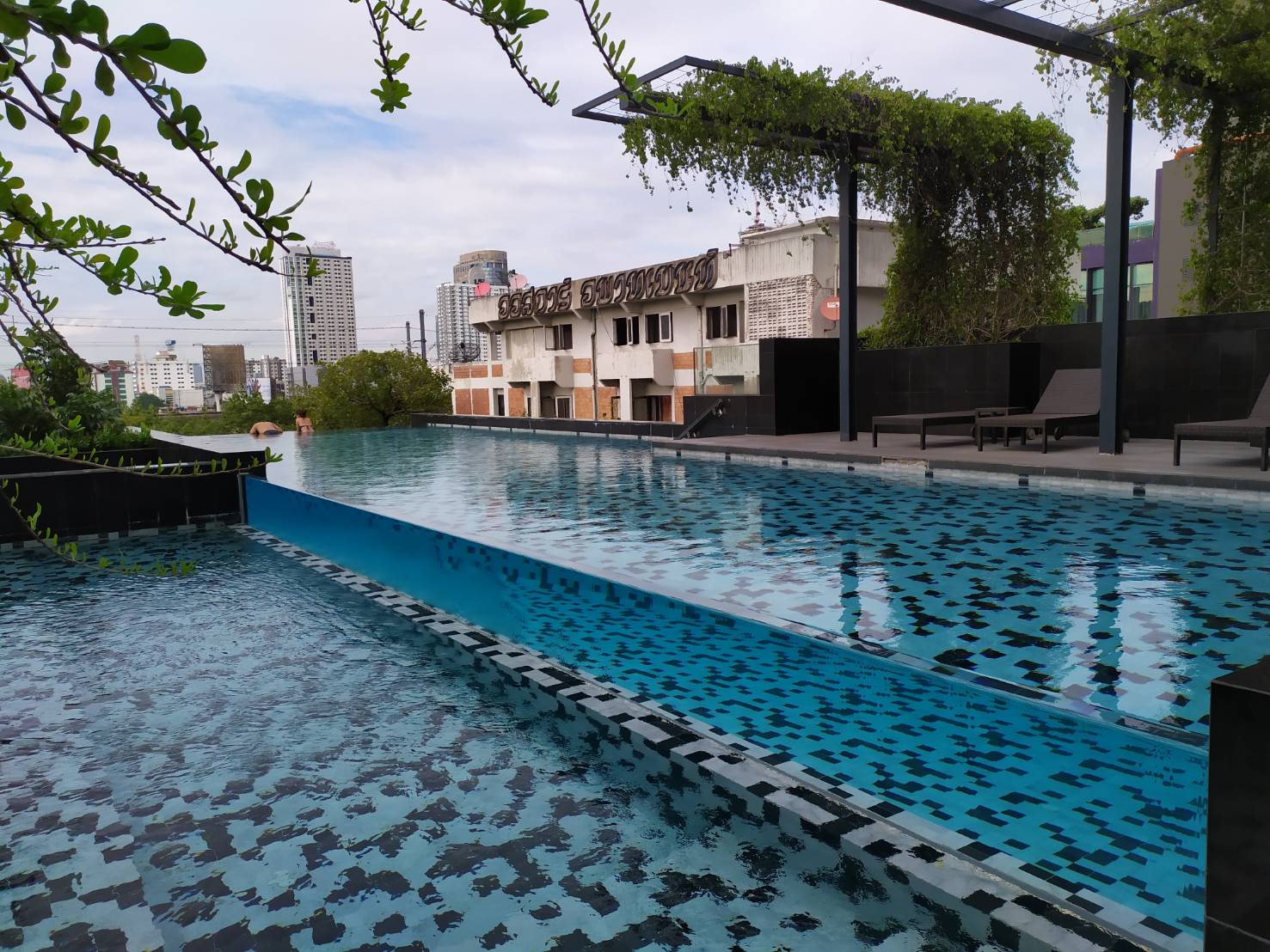 ��¤͹�Ϥúǧ�� Circle living prototype ྪú��յѴ���� 39 ��鹷�� 85 ��.���� 2 �͹ 2 ���