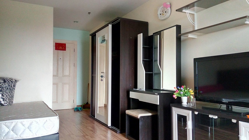 ��¤͹����鹷� 15 (���Ѳ��) ��� 12 ���������ú�ش ����ͧ��俿�Ҿ����