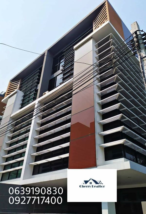 ������ �Ҥ���ӹѡ�ҹ 6 ��� ����Թ�ҧ�дǡ 㹫���Ҵ����� 101 ����Թ�ҧ�дǡ ��鹷�������������� 500 ���ҧ���� �ҤҴշ���ش