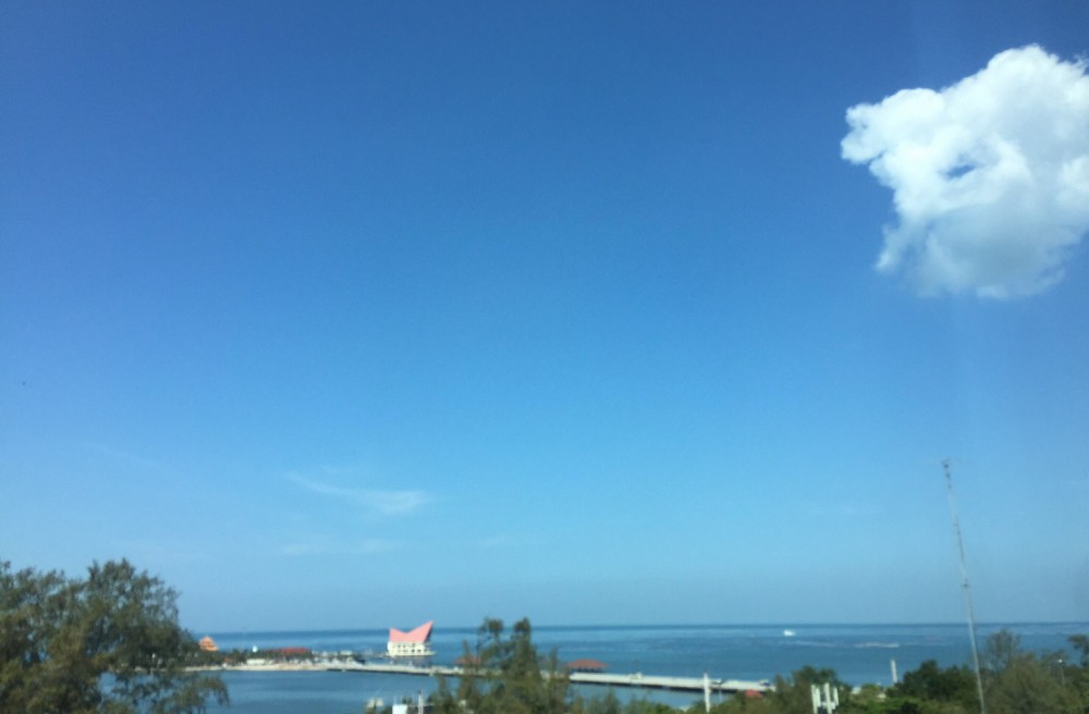 ขายคอนโดใหม่ 48 ตร.ม. ห้องใหญ่ เริ่มต้น 3.75 ล้านบาท วิวทะเลย่านใจกลางเมืองศรีราชา ขายคอนโดใหม่ 48 ตร.ม. ห้องใหญ่ เริ่มต้น 3.75 ล้านบาท วิวทะเลย่านใจกลางเมืองศรีราชา