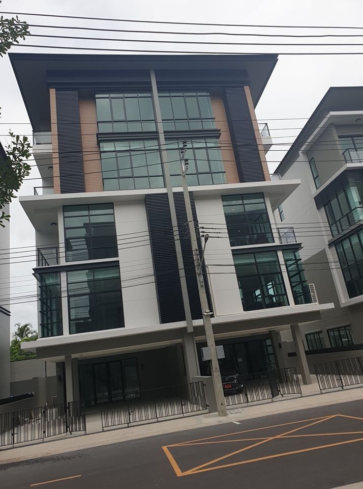 BS299����������Ϳ��� 5 ��� ��鹷������� 450 ���. �ç��þ�������� ��� ����ؤ�����ʴ�� ���Կ�� �������Ǿ�������� 