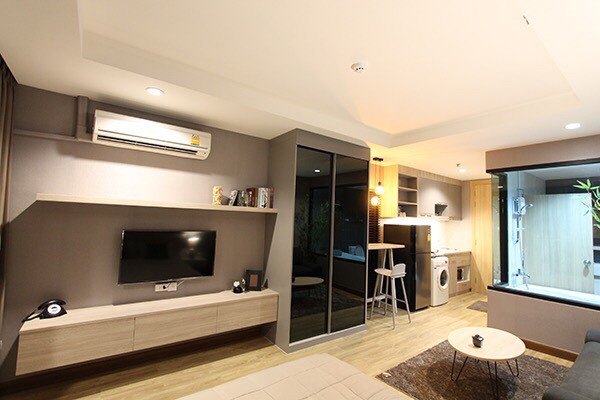 For Rent! The best of seaview room 2-5mins to Robinson sriracha & Surasak Montri Public Park