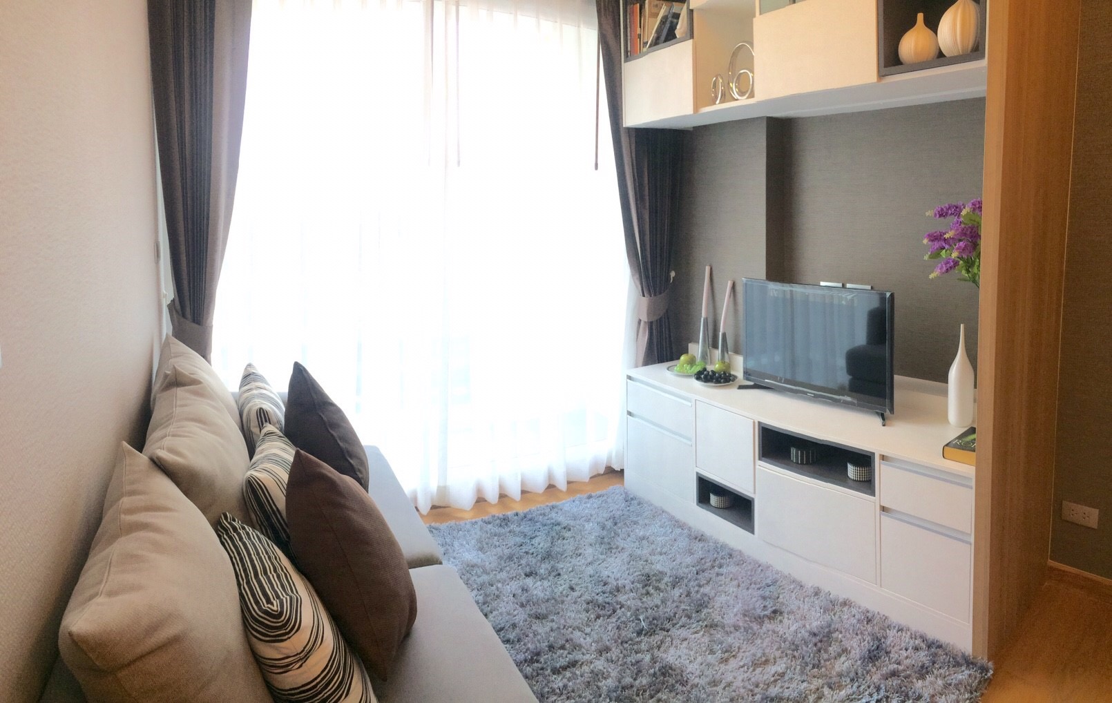 ������ interlux Sukhumvit 13 �͹����� ��ͧ��� ��Ҵ 38 ���. 1 ��ͧ�͹ 1 ��ͧ��� �ҤҾ���� 20,000 �ҷ�����͹  ���� ����ͧ��俿�Ҥú 