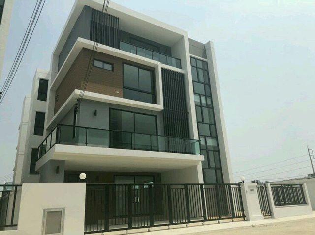 BS394ให้เช่าโฮมออฟฟิศ 4ชั้น พื้นที่ใช้สอย 440 ตรม.โครงการเดอะเบสท์ ย่านบางนา กิ่งแก้ว เดินทางสะดวกใกล้ทางด่วนและมอเตอร์เวย์ BS394ให้เช่าโฮมออฟฟิศ 4ชั้น พื้นที่ใช้สอย 440 ตรม.โครงการเดอะเบสท์ ย่านบางนา กิ่งแก้ว เดินทางสะดวกใกล้ทางด่วนและมอเตอร์เวย์