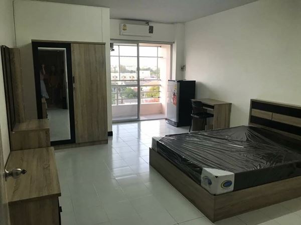 �͹����ͧ�ź��� ��ҹ��þ������� Baan Burapha Pirom �� 6 ��Ƿ��� ��� �.��þ� �ҧ�ʹ