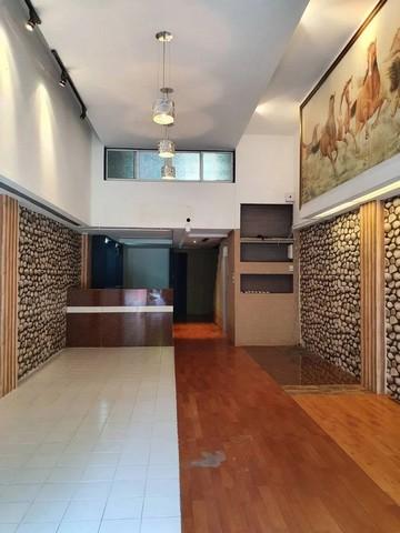 �������Ϳ��� 3��鹤��� ��હ �Ѳ�ҡ�� 32 ���ҧ���� �鹫�� ������Ѵ 49,000 �����͹ 