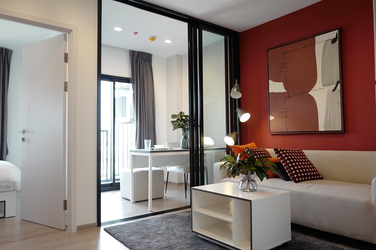 ��¤͹� 32 ���ҧ���� ����������� ��� �դ͹ �ҧ�  ��ا෾�