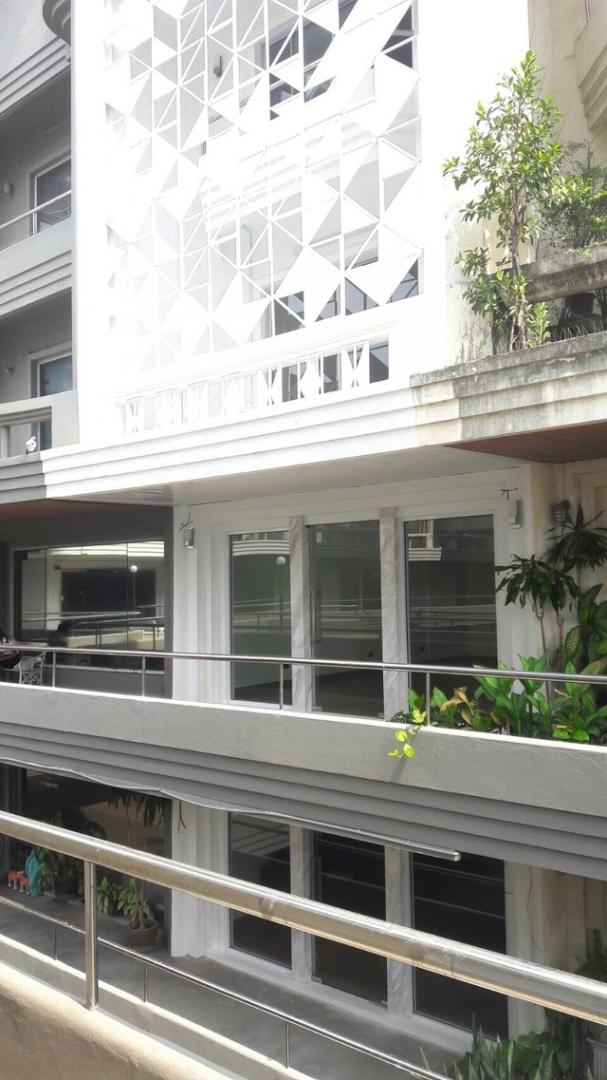 BS457����������������Ϳ��� 5 ��� �ç��û��� ��ǹ�� (Park Avenue) �͡��� 12 ���BTS�͡���