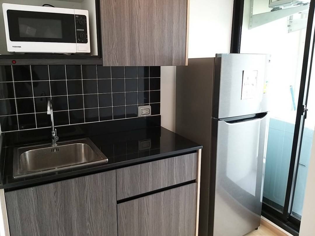 Unio sukhumvit 72 near BTS Bearing for rent