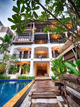 ขายโรงแรม กู๊ดมอร์นิ่งเชียงใหม่ มีสองอาคารอาคารที่พักและอาคารร้านอาหาร 5 นาทีเดินถึงถนนคนเดินวันเสาร์ 5 นาทีเดินถึงถนนคนเดินวันอาทิตย์ ตั้งอยู่ใจกลางเมืองเชียงใหม่มีจำนวนห้องทั้งหมด 10 ห้องมีสระว่ายน้ ขายโรงแรม กู๊ดมอร์นิ่งเชียงใหม่ มีสองอาคารอาคารที่พักและอาคารร้านอาหาร 5 นาทีเดินถึงถนนคนเดินวันเสาร์ 5 นาทีเดินถึงถนนคนเดินวันอาทิตย์ ตั้งอยู่ใจกลางเมืองเชียงใหม่มีจำนวนห้องทั้งหมด 10 ห้องมีสระว่ายน้