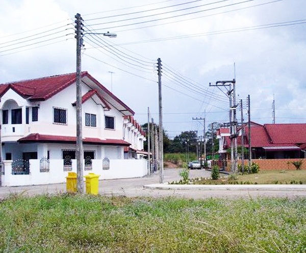 Townhouse @center of Trad very convenient location & near Souvenior shop ��·�ǹ������ �ç�������آ�ѧ�����������.