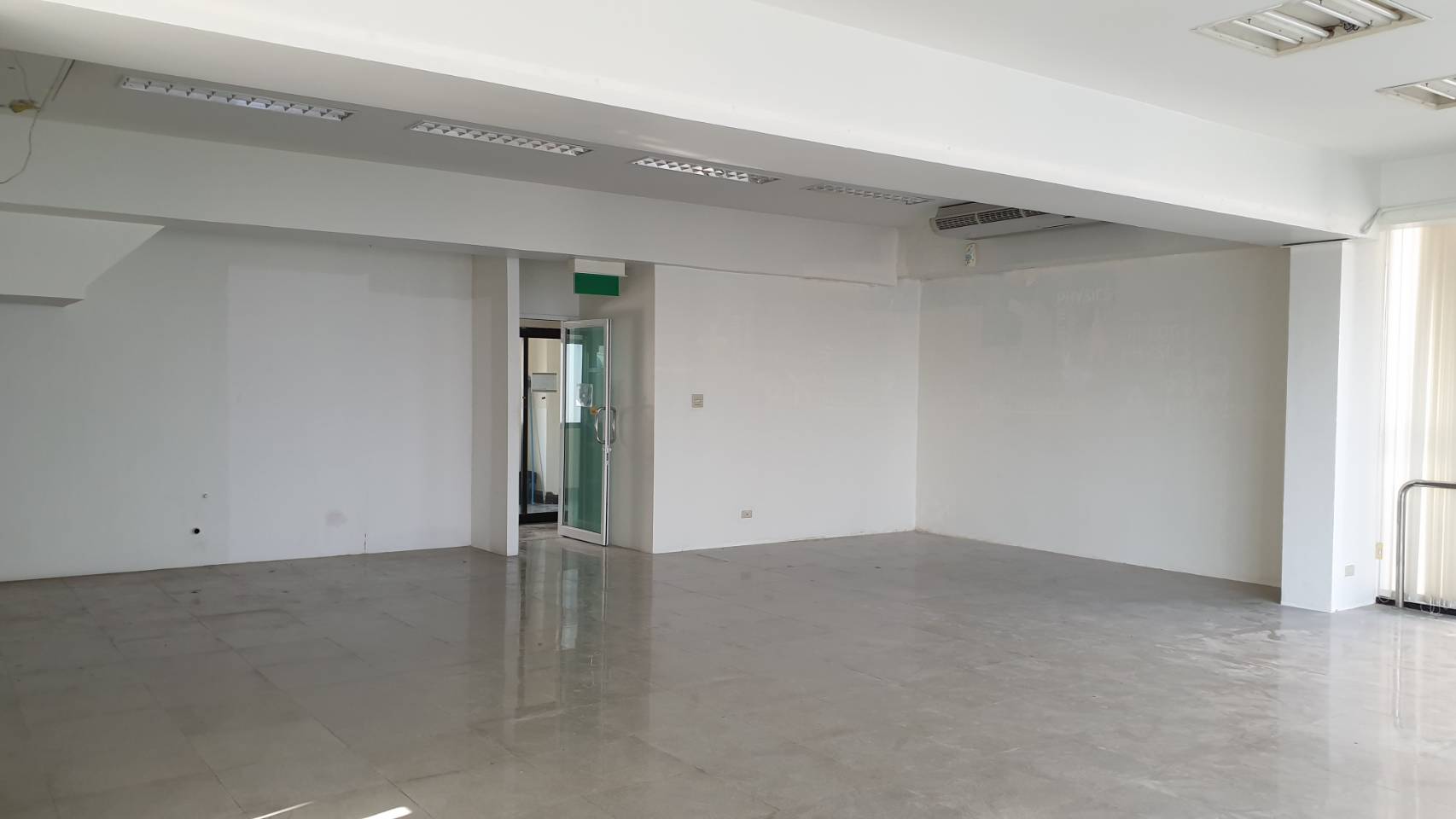 �������Ҥ���ӹѡ�ҹ 6��� �ç������ط�ҹ� �Ҵ�����101 ���ö俿���Ҵ�����-���ç ����з��ӹѡ�ҹ, ��. �Ǵ�Ԫ�