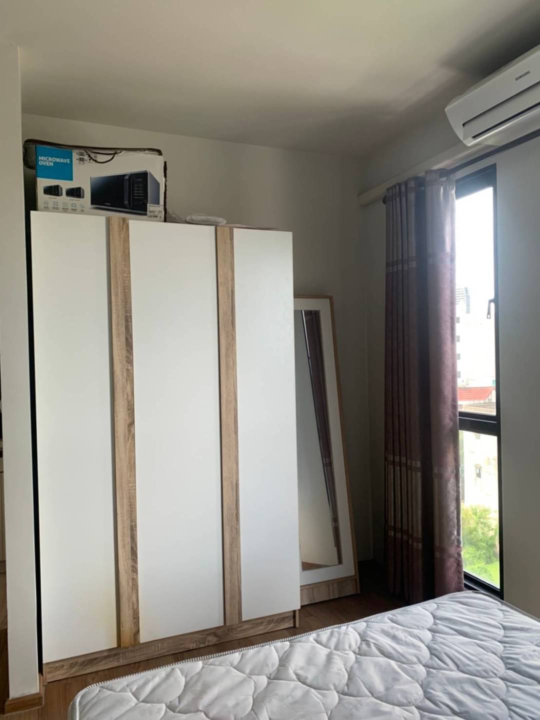 Unio Sukhumvit 72 near BTS bearing