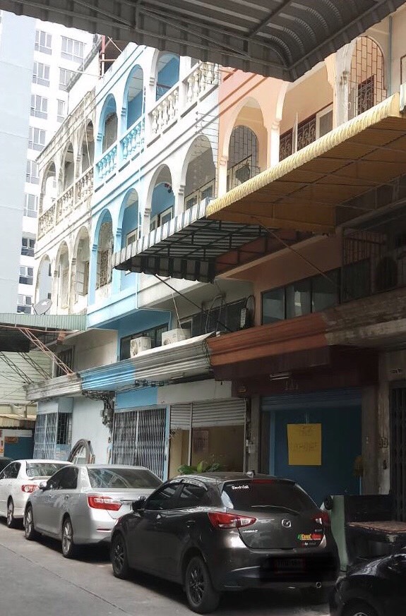 �������Ҥ�þҳԪ�� 4��� ���ŷͧ��ҹ�ҧ� �Ҥ� 15,000 �ҷ ��� ��͹