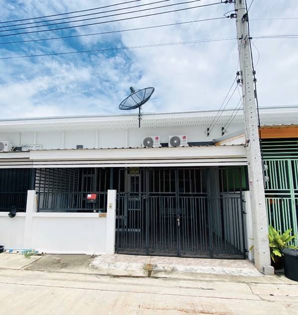 ขาย ทาวน์เฮาส์ ชั้นเดียว นิราวิลล์ แคไลฟ์ กระทุ่มแบน สมุทรสาคร ใกล้บางบอน ขาย ทาวน์เฮาส์ ชั้นเดียว นิราวิลล์ แคไลฟ์ กระทุ่มแบน สมุทรสาคร ใกล้บางบอน